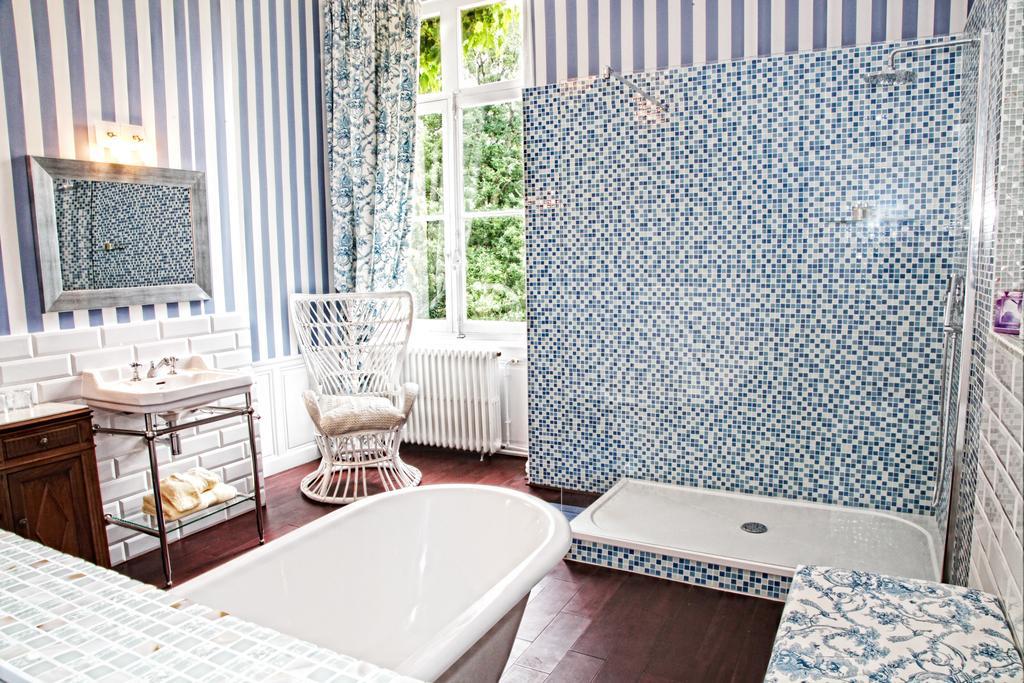 Chateau Lamothe Du Prince Noir - B&B Saint-Sulpice-et-Cameyrac Zimmer foto