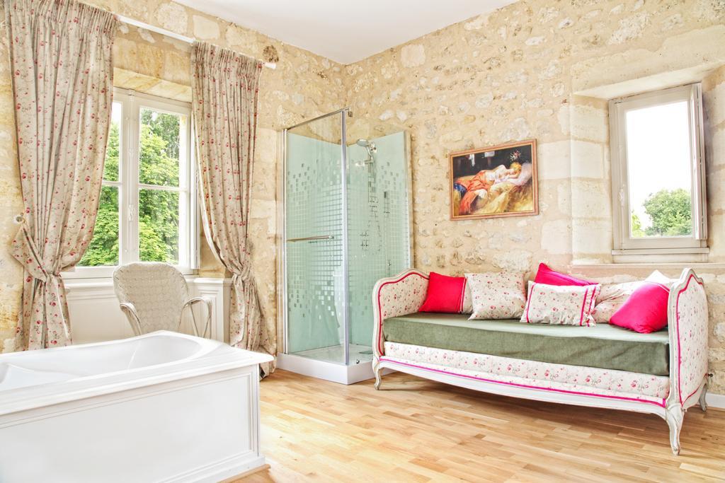 Chateau Lamothe Du Prince Noir - B&B Saint-Sulpice-et-Cameyrac Zimmer foto