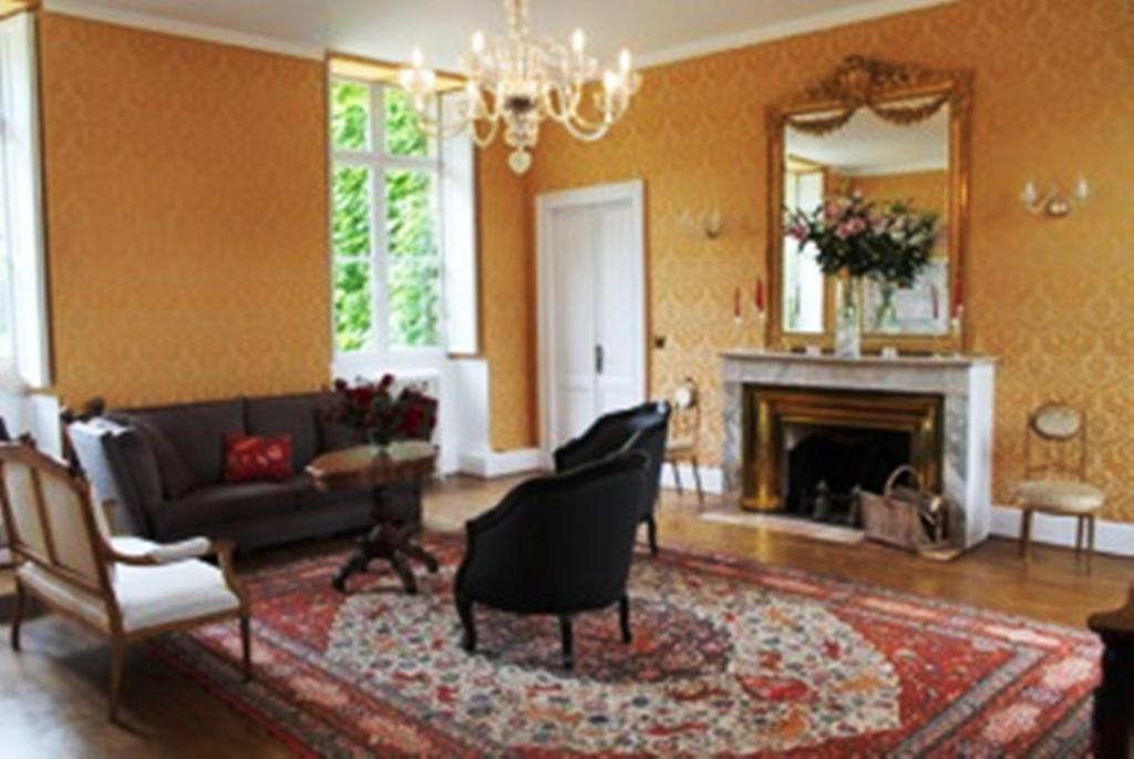 Chateau Lamothe Du Prince Noir - B&B Saint-Sulpice-et-Cameyrac Exterior foto