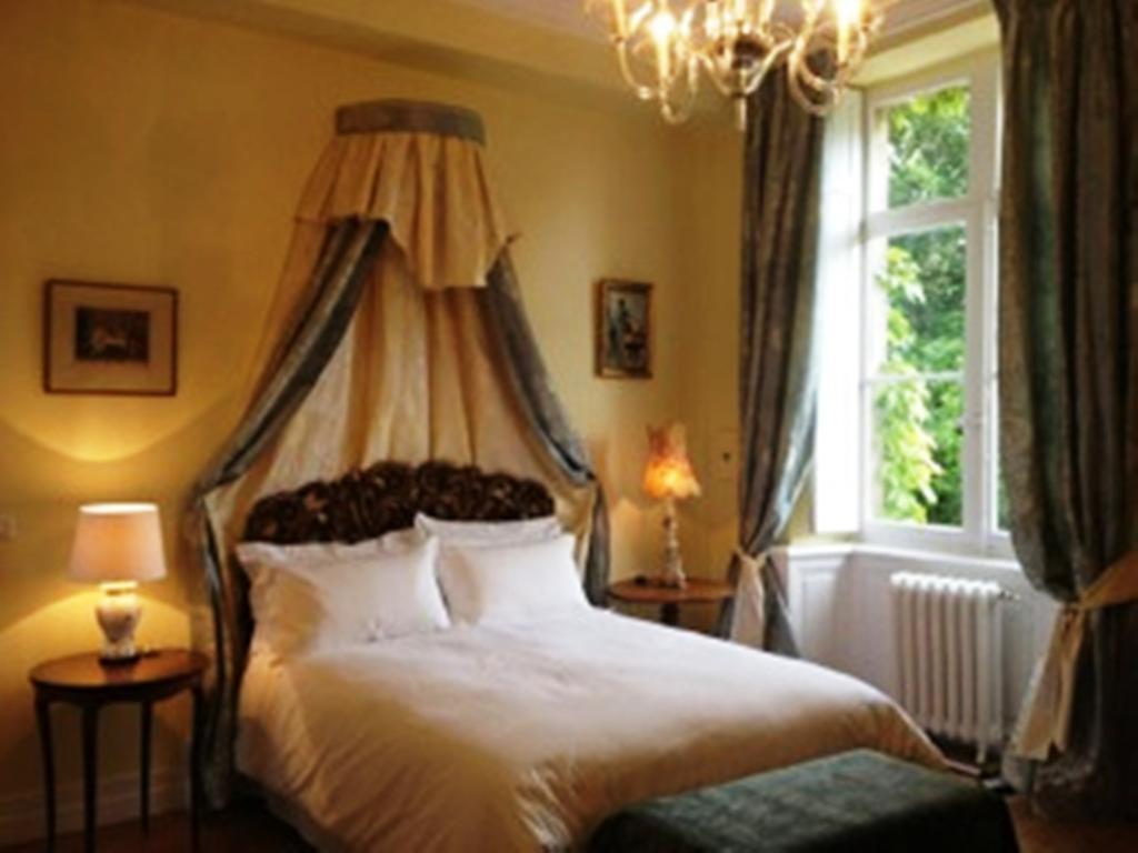 Chateau Lamothe Du Prince Noir - B&B Saint-Sulpice-et-Cameyrac Zimmer foto